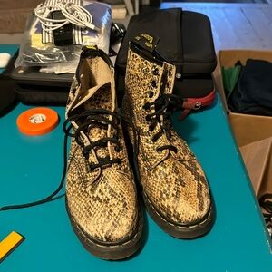 Dr. Martens Snake print boot